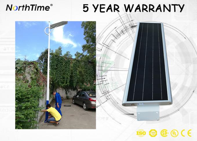 4000LM 12V 30Ah refroidissent les réverbères actionnés solaires blancs avec l'angle du visuel 120°